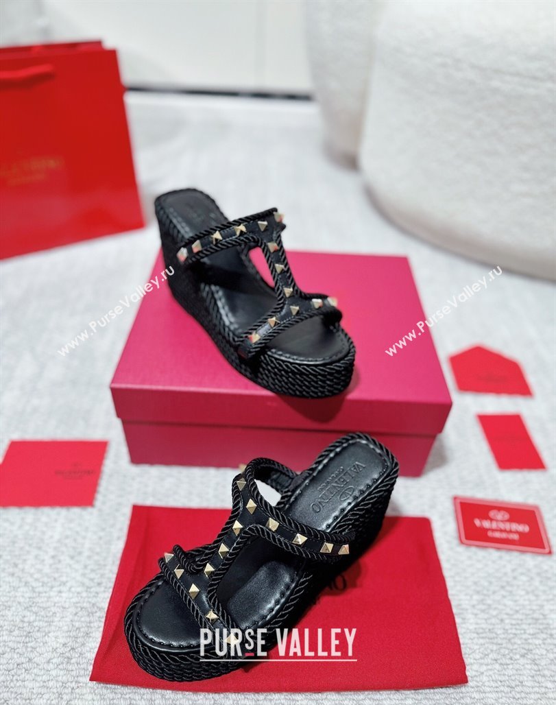 Valentino Rockstud Wedge Slides Sandal 10cm in Nappa Leather and Rope Black 2025 VLTN042802 (MD-250428020)