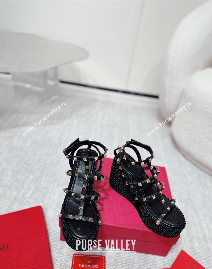 Valentino Rockstud Wedge Sandals 10cm with Calfskin Strap and Rope Black 2025 VLTN042803 (MD-250428024)
