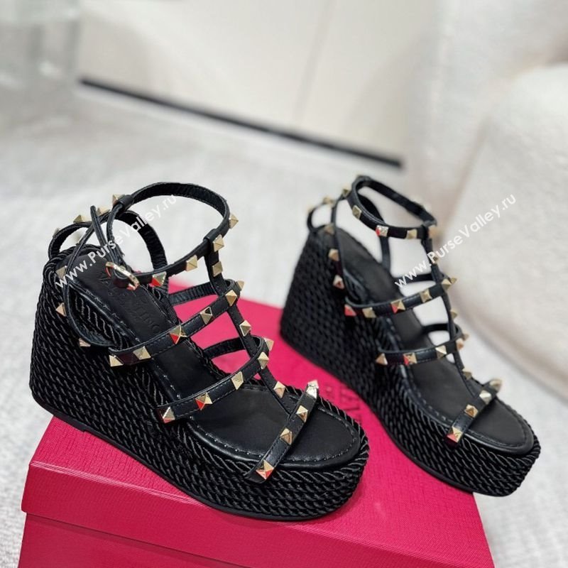 Valentino Rockstud Wedge Sandals 10cm with Calfskin Strap and Rope Black 2025 VLTN042803 (MD-250428024)