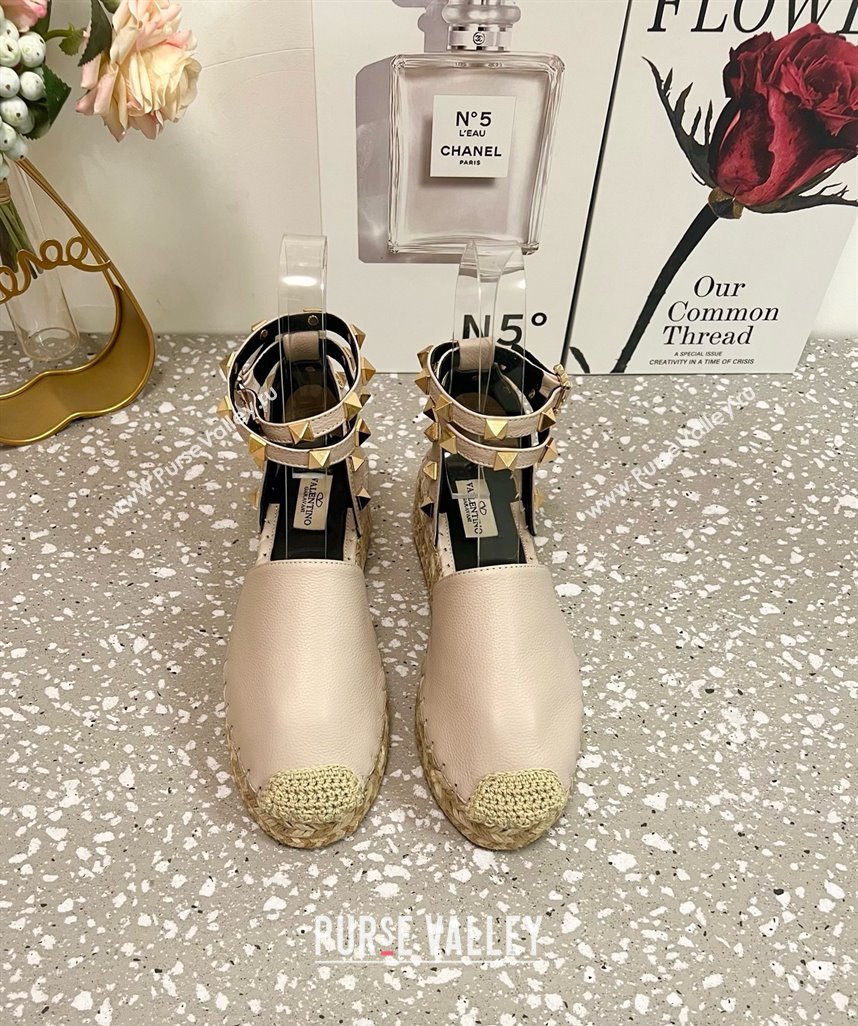 Valentino Rockstud Platform Espadrilles in Grained Calfskin with Ankle Strap Dusty Pink 2025 (JD-250426104)