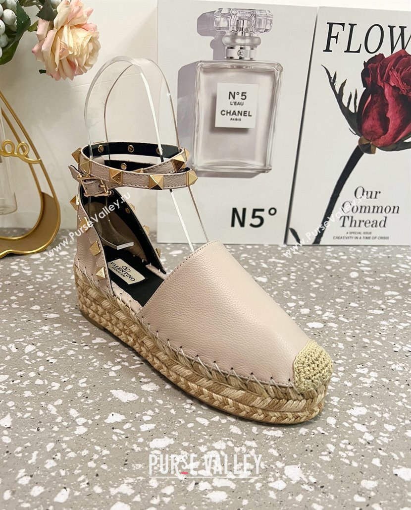 Valentino Rockstud Platform Espadrilles in Grained Calfskin with Ankle Strap Dusty Pink 2025 (JD-250426104)