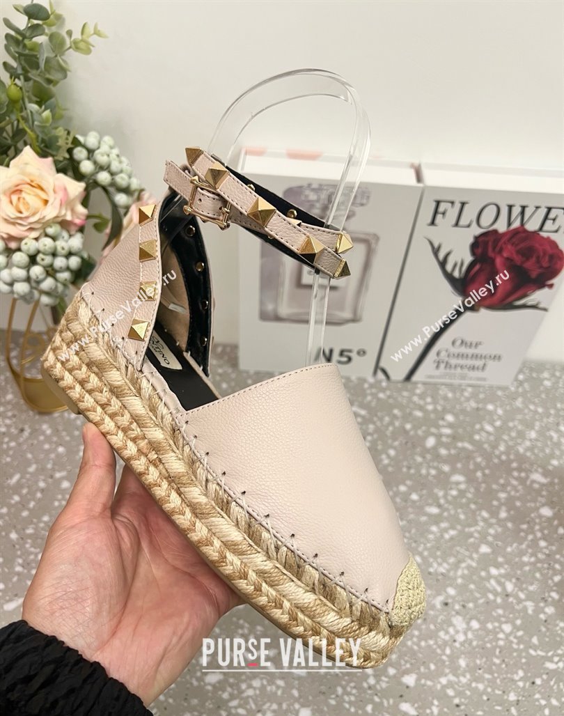 Valentino Rockstud Platform Espadrilles in Grained Calfskin with Ankle Strap Dusty Pink 2025 (JD-250426104)