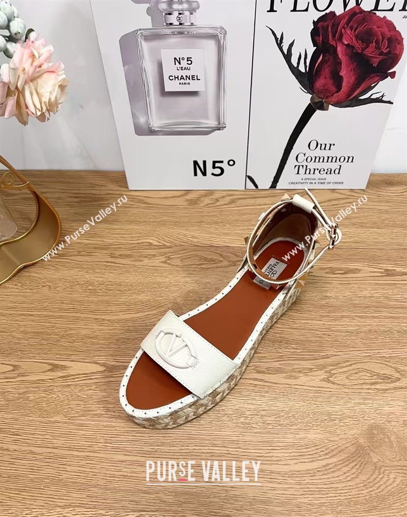 Valentino Vlogo Platform Espadrille Sandals in Grained Calfskin White 2025 0426 (JD-250426100)