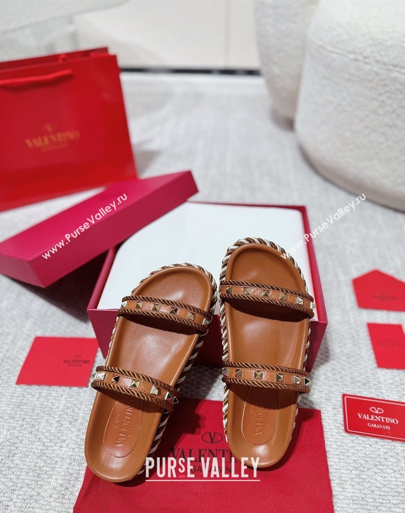 Valentino Rockstud Flat Slides Sandal in Calfskin and Cord Brown Upper 2025 VLTN042801 (MD-250428001)