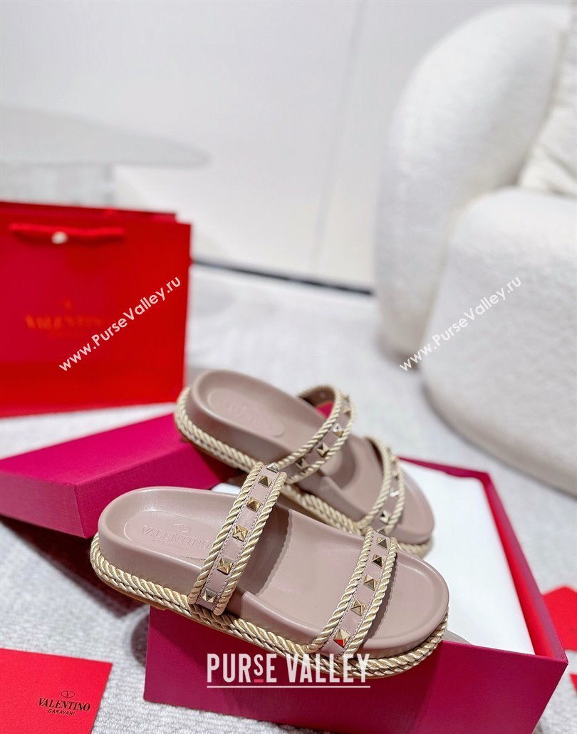 Valentino Rockstud Flat Slides Sandal in Calfskin and Cord Dusty Pink 2025 VLTN042801 (MD-250428003)