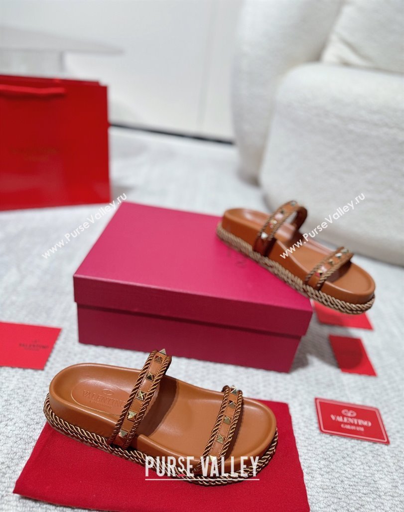 Valentino Rockstud Flat Slides Sandal in Calfskin and Cord Brown2 2025 VLTN042801 (MD-250428004)