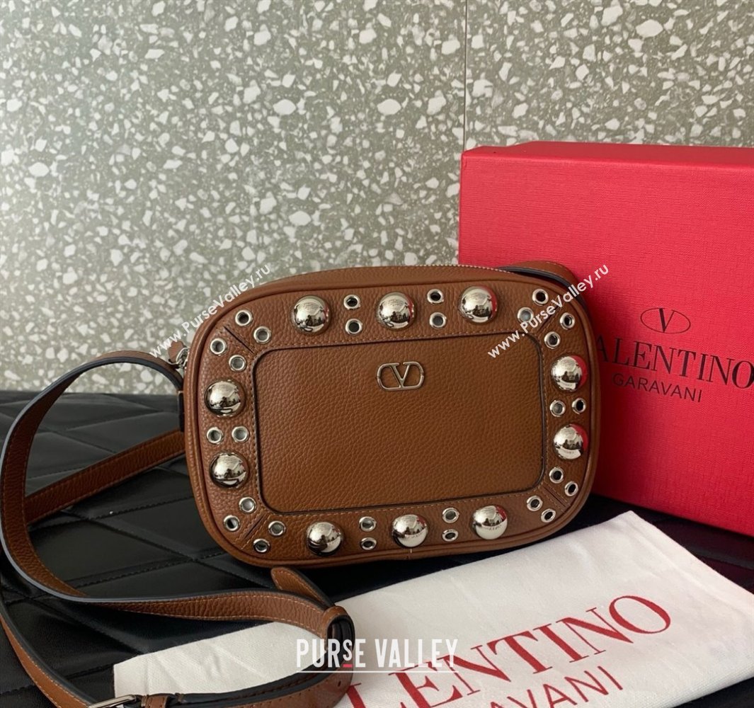 Valentino Nellcôte Crossbody Bag in Grainy Calfskin with Ball Studs Brown 2025 6207 (LKF-250520071)