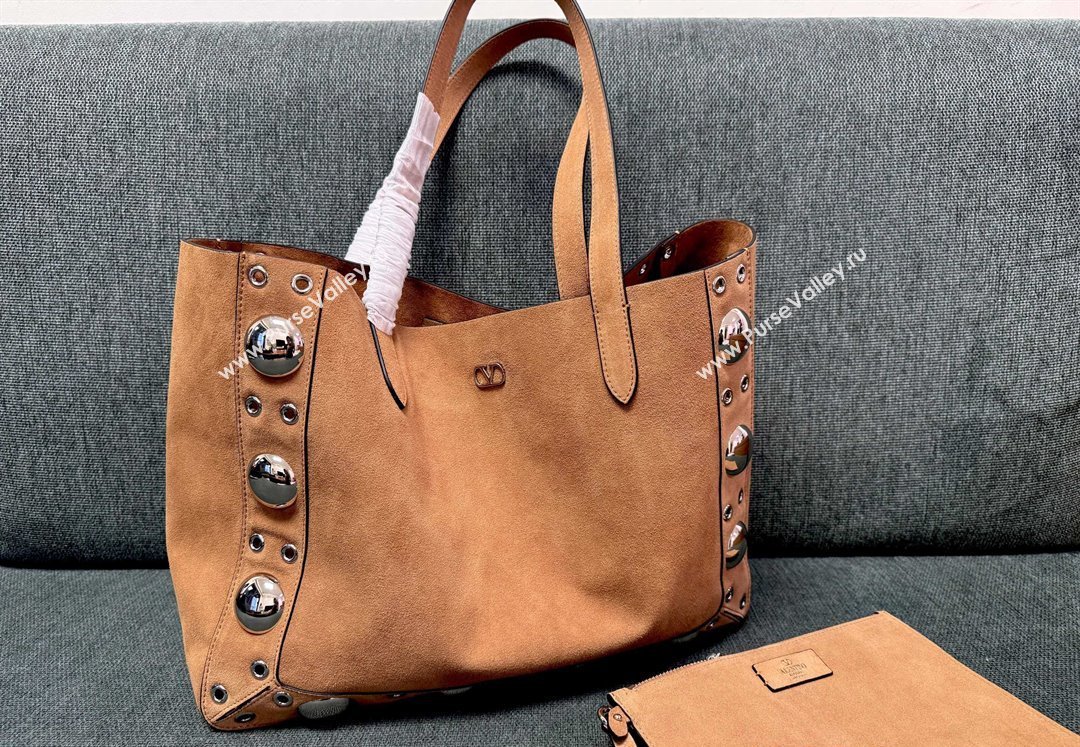 Valentino Medium Nellcôte Shopping Bag in Suede with Ball Studs Light Brown 2025 3177 (JD-250520069)