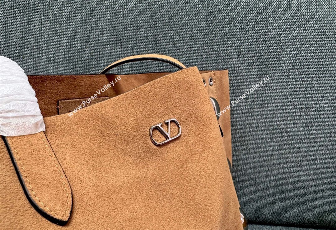 Valentino Medium Nellcôte Shopping Bag in Suede with Ball Studs Light Brown 2025 3177 (JD-250520069)