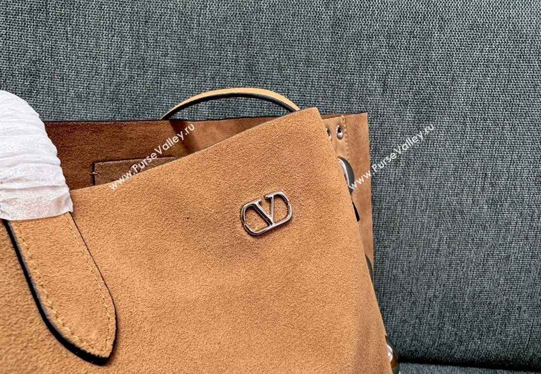 Valentino Medium Nellcôte Shopping Bag in Suede with Ball Studs Light Brown 2025 3177 (JD-250520069)