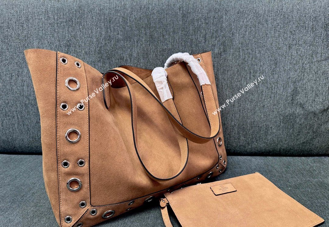 Valentino Medium Nellcôte Shopping Bag in Suede with Ball Studs Light Brown 2025 3177 (JD-250520069)