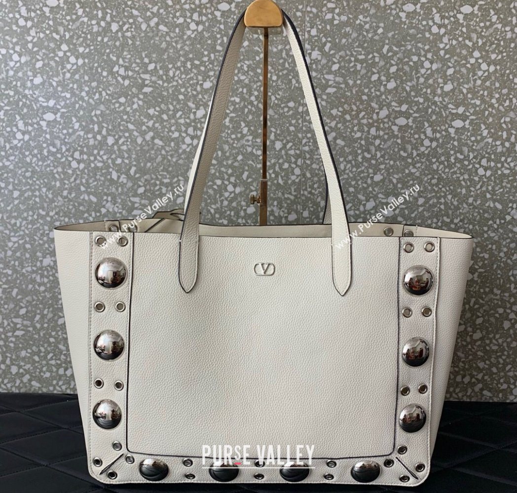 Valentino Medium Nellcôte Shopping Bag in Grainy Calfskin with Ball Studs White 2025 0076 (LKF-250626040)