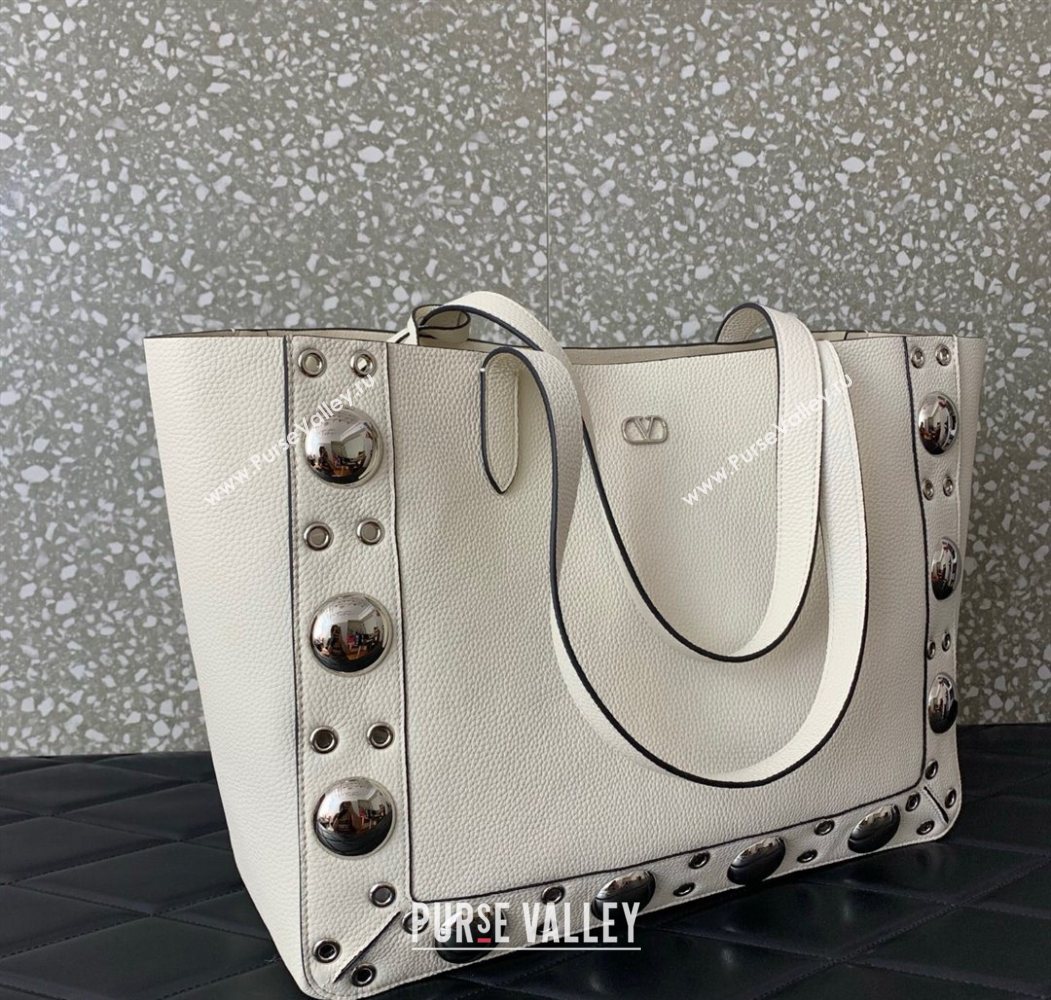 Valentino Medium Nellcôte Shopping Bag in Grainy Calfskin with Ball Studs White 2025 0076 (LKF-250626040)