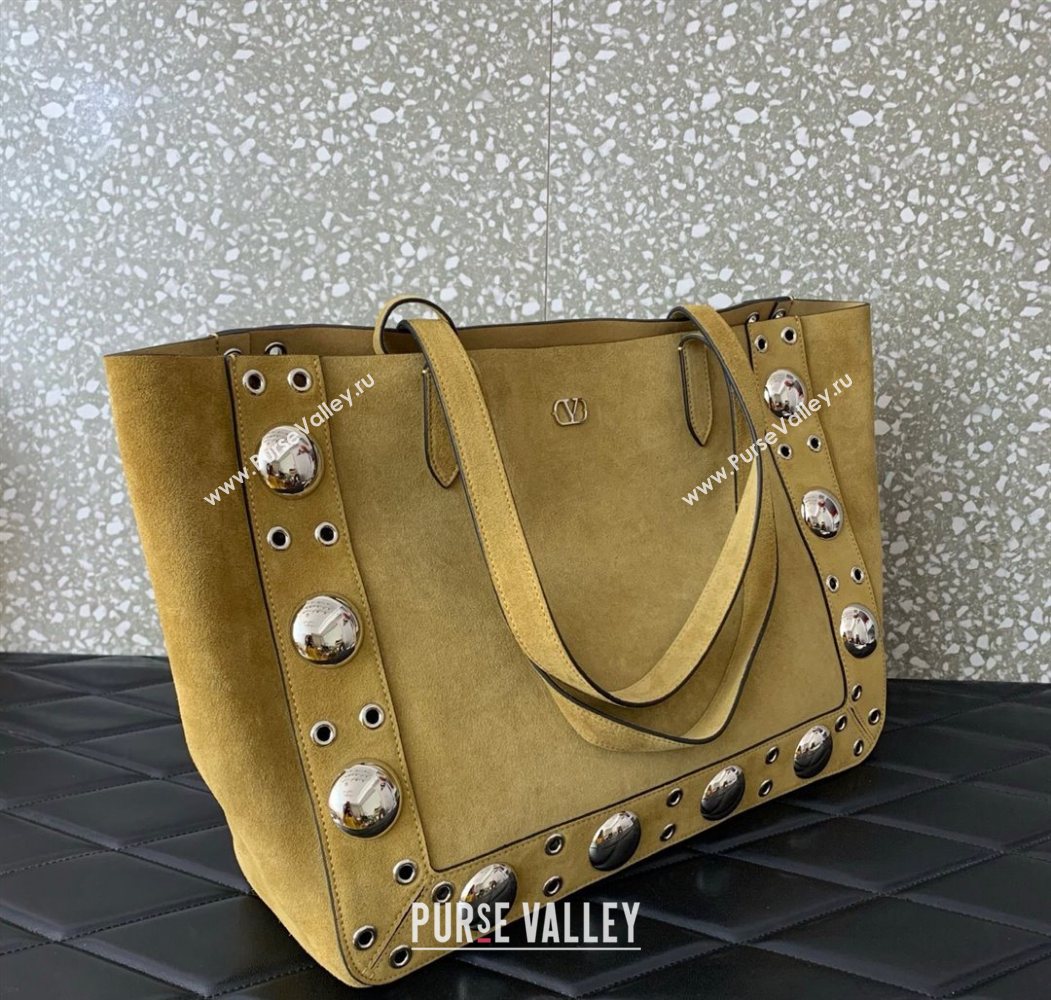 Valentino Medium Nellcôte Shopping Bag in Grainy Calfskin with Ball Studs Khaki 2025 0076 (LKF-250626042)