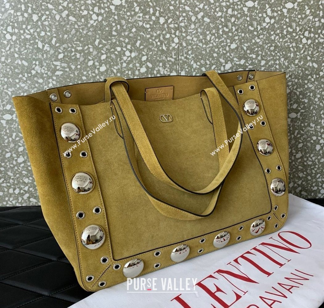 Valentino Medium Nellcôte Shopping Bag in Grainy Calfskin with Ball Studs Khaki 2025 0076 (LKF-250626042)