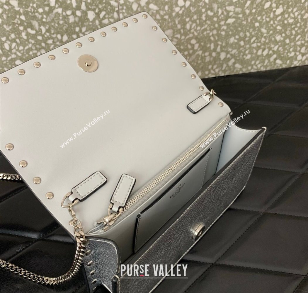 Valentino Rockstud Wallet with Chain in Grainy Calfskin Silver 2025 VLTN098 (LKF-250626028)