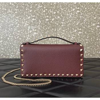 Valentino Rockstud Wallet with Chain in Grainy Calfskin Dark Burgundy 2025 VLTN098 (LKF-250626031)
