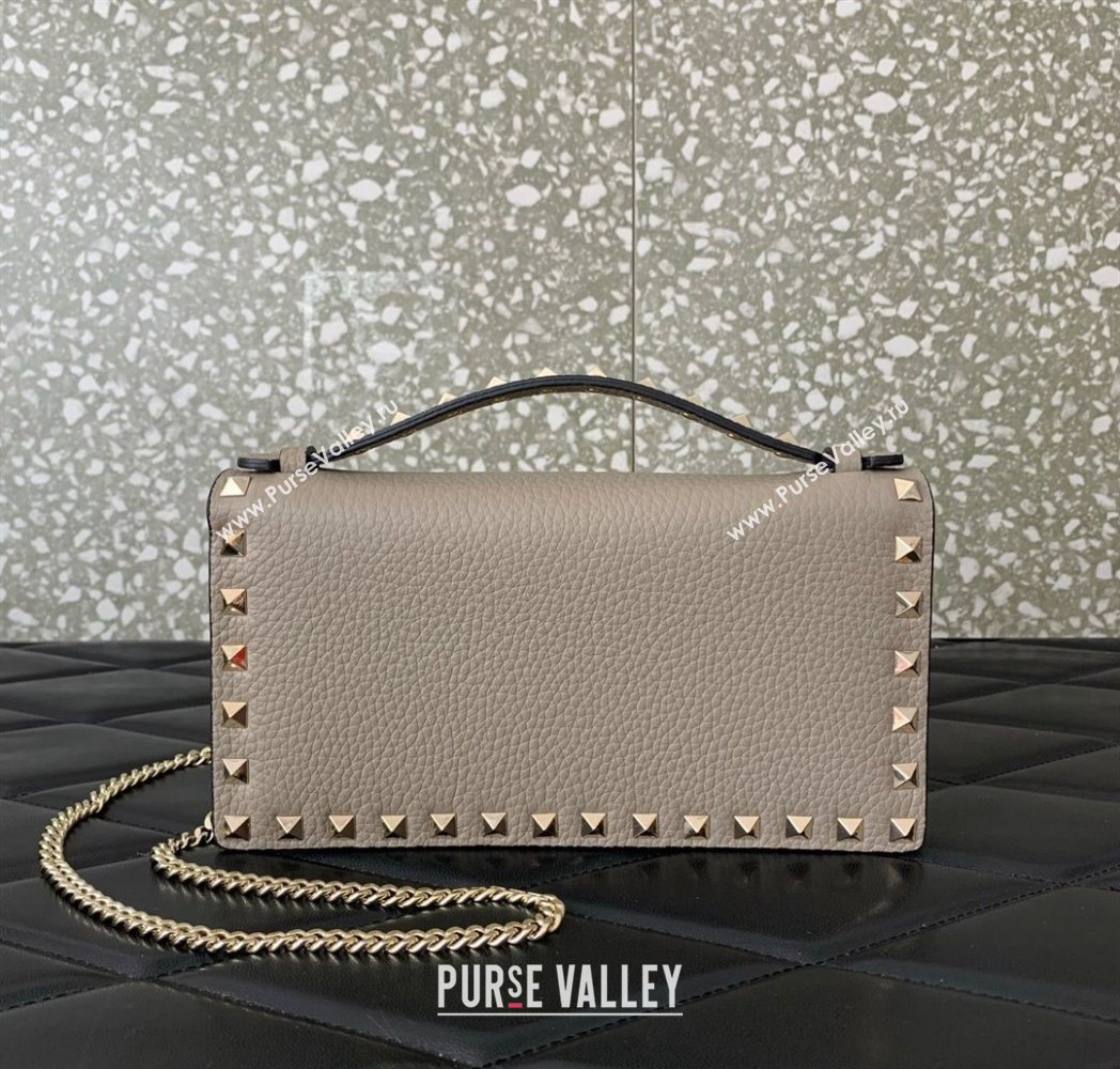 Valentino Rockstud Wallet with Chain in Grainy Calfskin Grey 2025 VLTN098 (LKF-250626032)