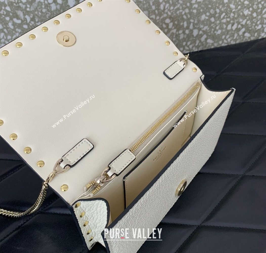 Valentino Rockstud Wallet with Chain in Grainy Calfskin White 2025 VLTN098 (LKF-250626033)