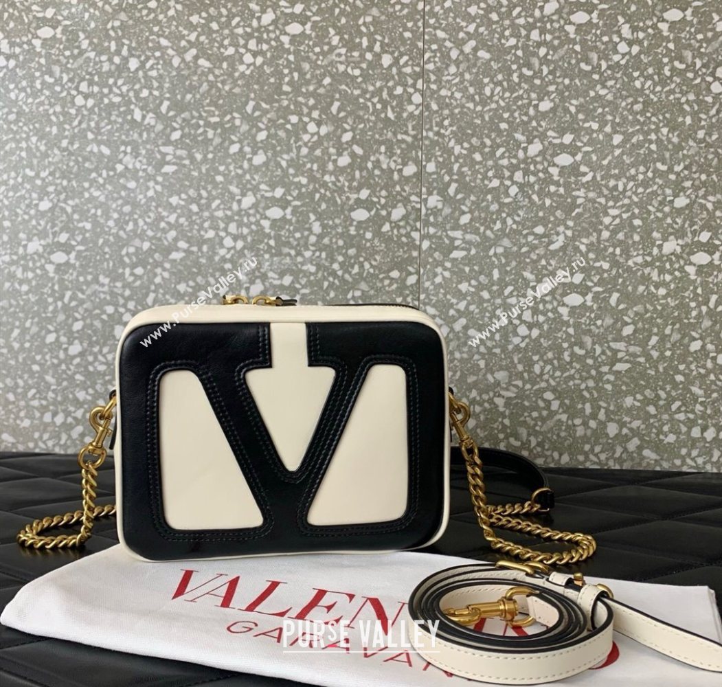Valentino Viva Superstar Nappa Leather Crossbody Bag White/Black 2025 0016 (LKF-250626035)