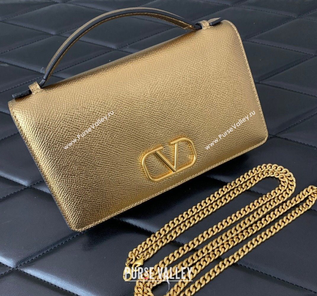 Valentino VLogo Signature Grainy Calfskin Wallet with Chain Gold Yellow 2025 VLTN068 (LKF-250626018)