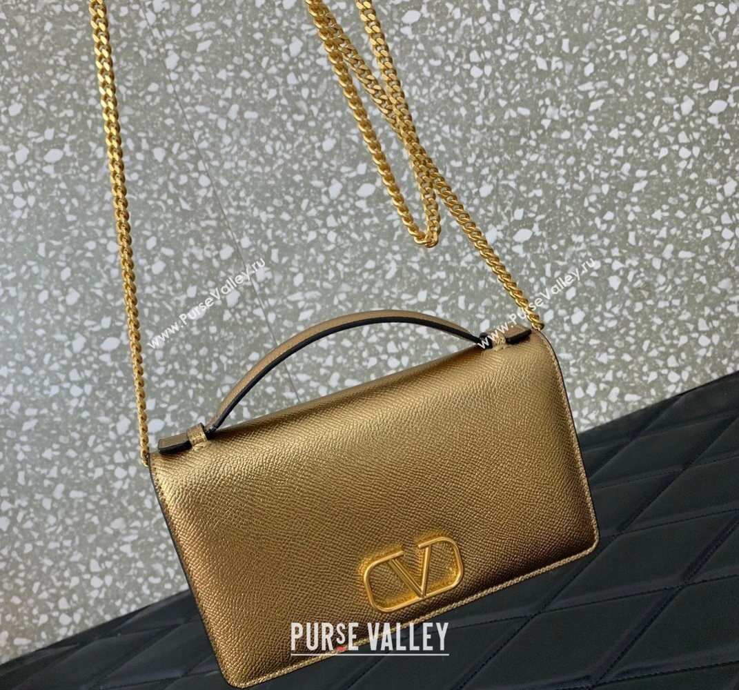Valentino VLogo Signature Grainy Calfskin Wallet with Chain Gold Yellow 2025 VLTN068 (LKF-250626018)