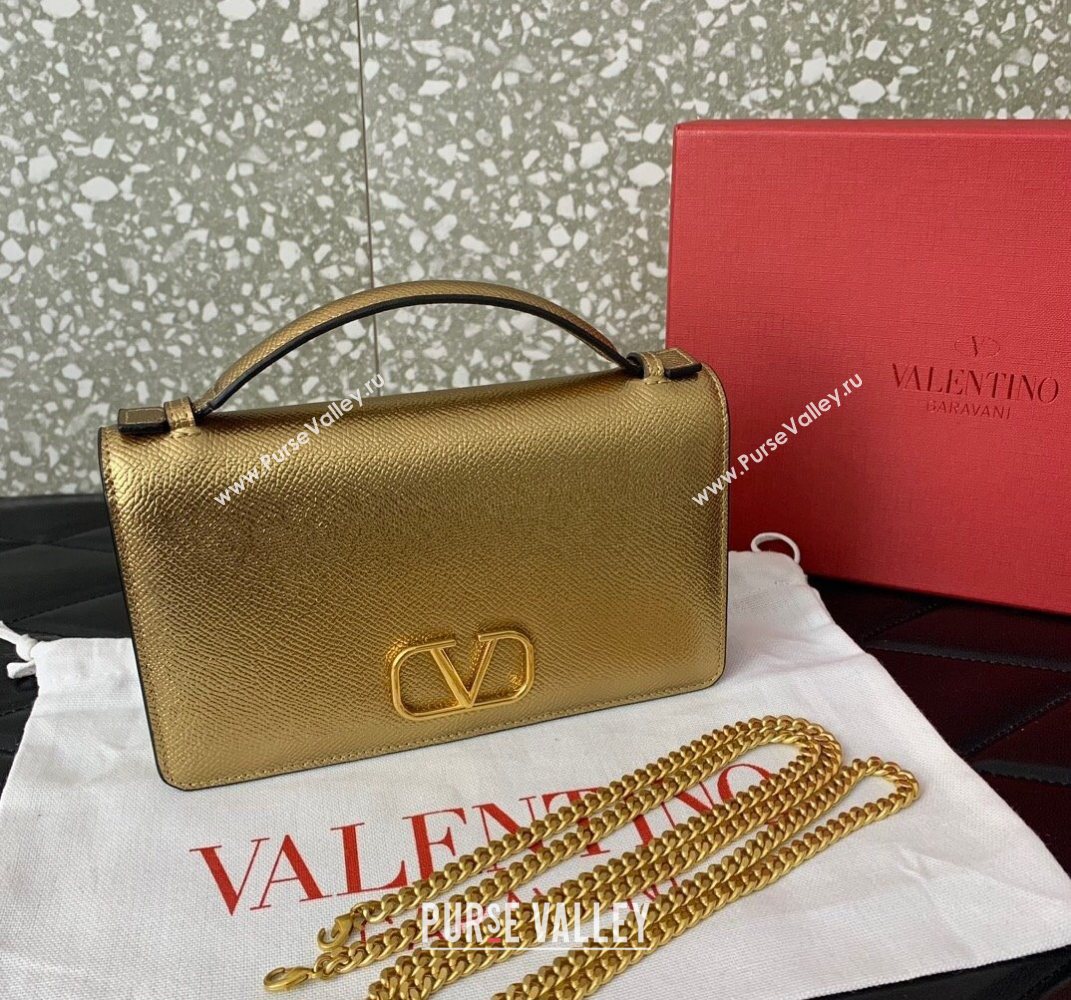 Valentino VLogo Signature Grainy Calfskin Wallet with Chain Gold Yellow 2025 VLTN068 (LKF-250626018)