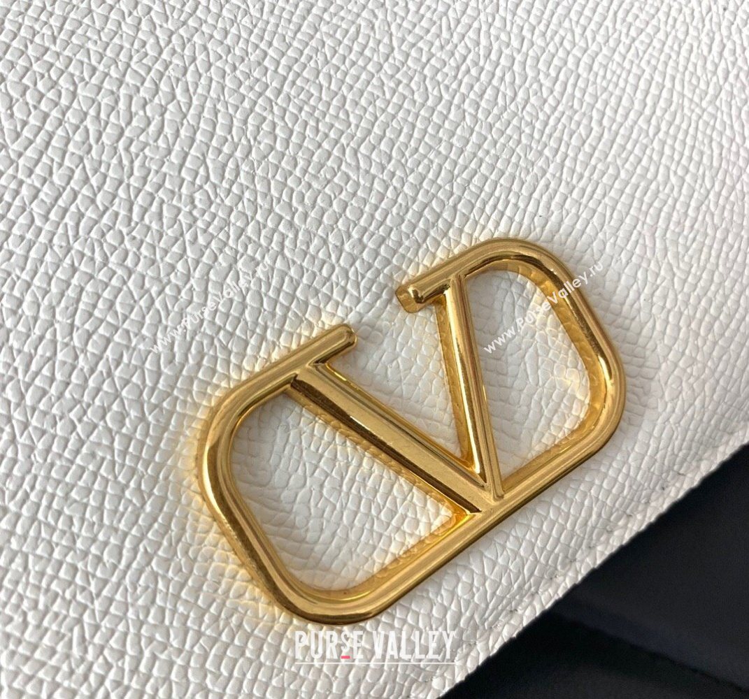 Valentino VLogo Signature Grainy Calfskin Wallet with Chain White 2025 VLTN068 (LKF-250626016)