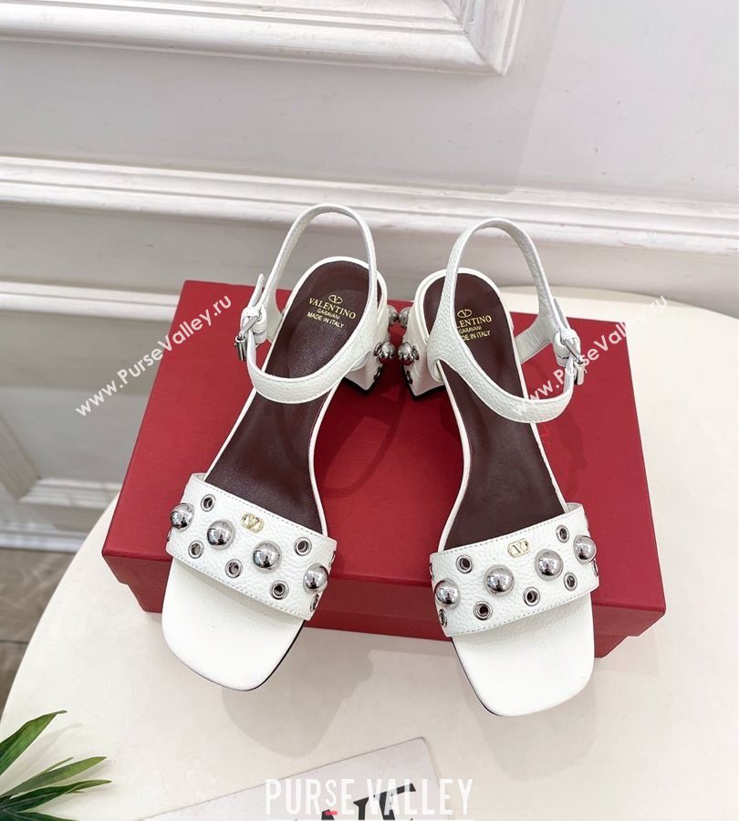 Valentino Nellcôte Heel Sandals 6cm in Grainy Calfskin with Ball Studs White 2025 (syt-250711049)