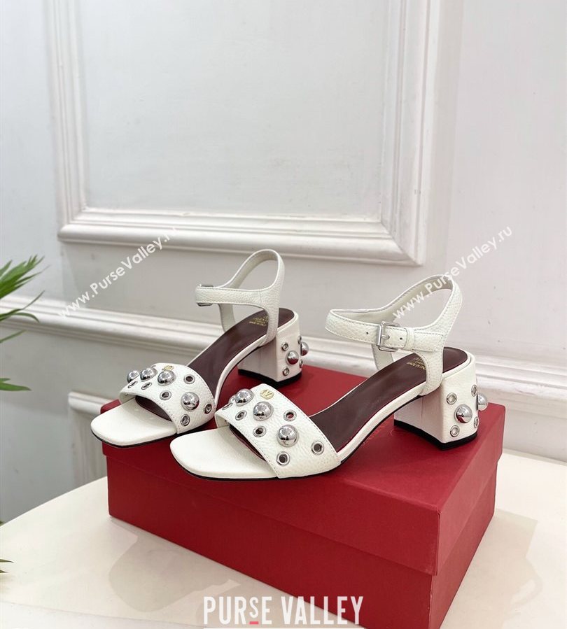 Valentino Nellcôte Heel Sandals 6cm in Grainy Calfskin with Ball Studs White 2025 (syt-250711049)