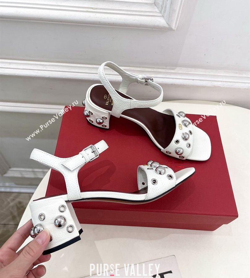 Valentino Nellcôte Heel Sandals 6cm in Grainy Calfskin with Ball Studs White 2025 (syt-250711049)