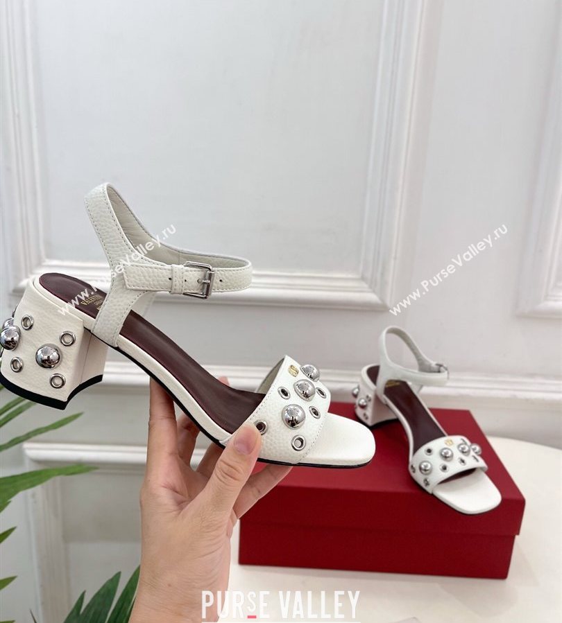 Valentino Nellcôte Heel Sandals 6cm in Grainy Calfskin with Ball Studs White 2025 (syt-250711049)