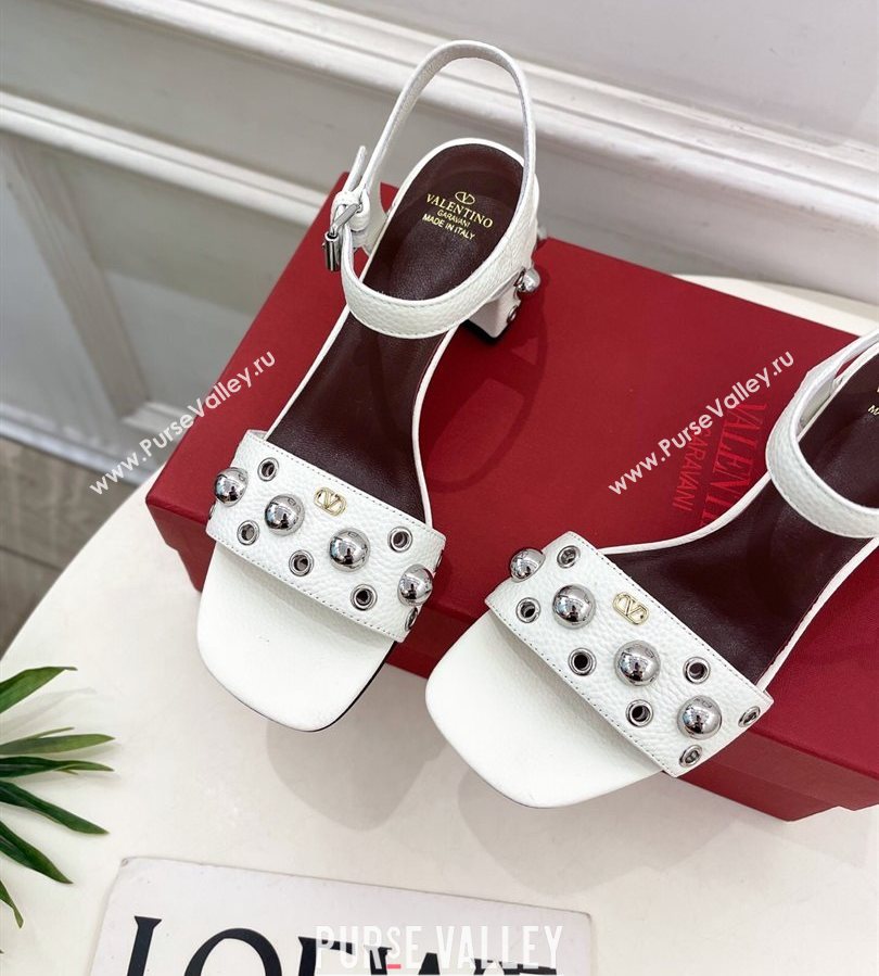 Valentino Nellcôte Heel Sandals 6cm in Grainy Calfskin with Ball Studs White 2025 (syt-250711049)