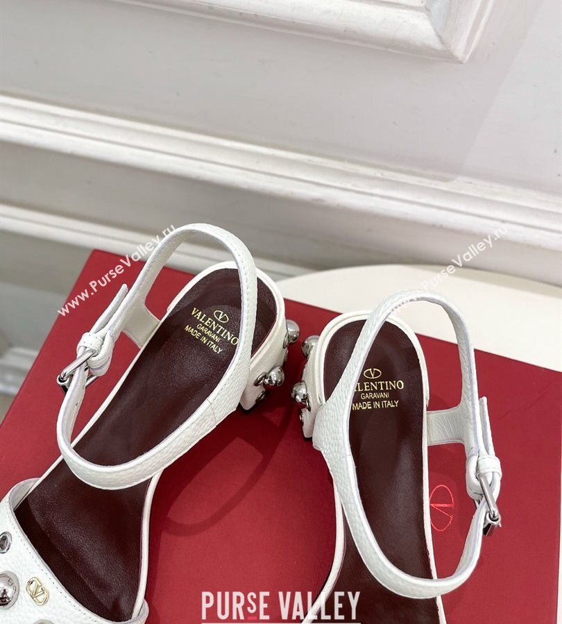 Valentino Nellcôte Heel Sandals 6cm in Grainy Calfskin with Ball Studs White 2025 (syt-250711049)
