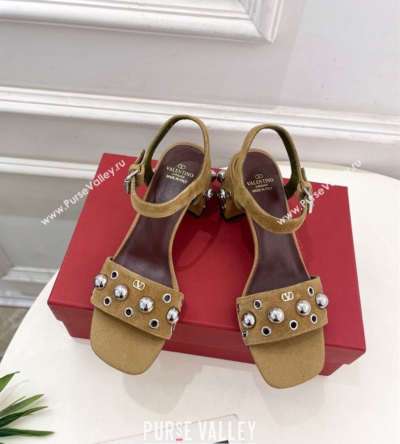 Valentino Nellcôte Heel Sandals 6cm in Suede with Ball Studs Light Brown 2025 (syt-250711050)