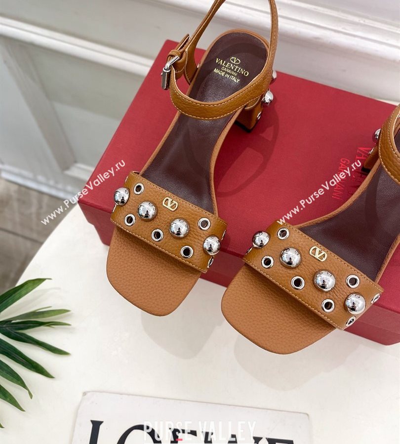 Valentino Nellcôte Heel Sandals 6cm in Grainy Calfskin with Ball Studs Brown 2025 (syt-250711051)