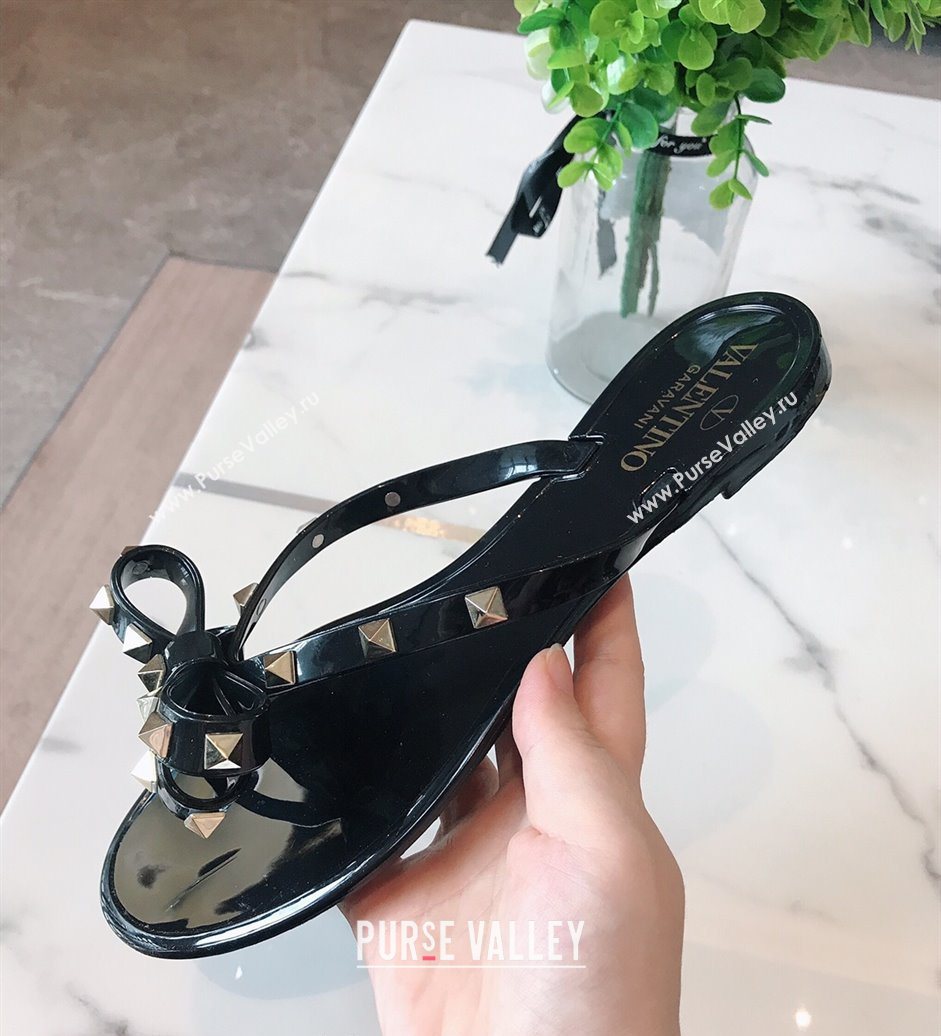 Valentino Rockstud Rubber Flat Slides Sandal with Bow Black 2025 0711 (GDX-250711045)