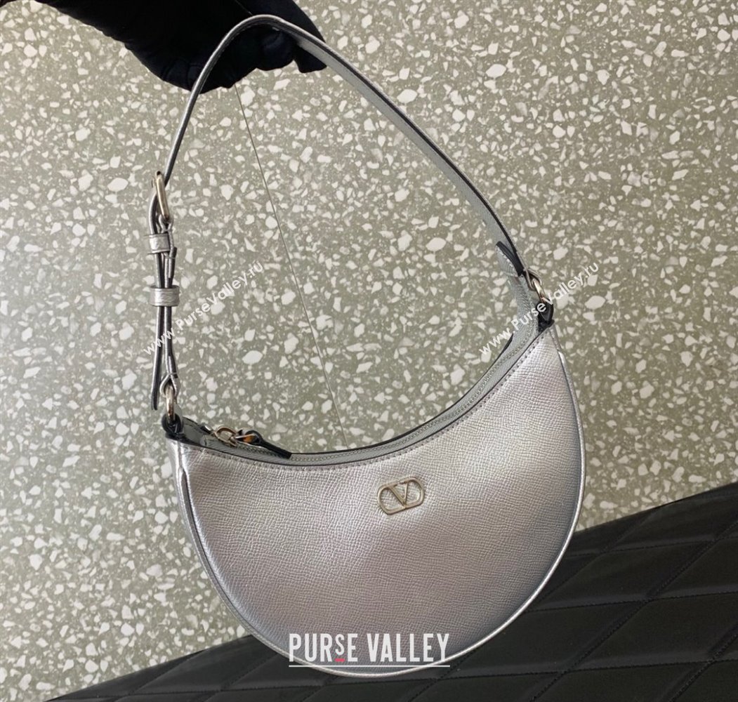 Valentino VLogo Signature mini hobo bag in Grainy Calfskin Silver 2025 (LKF-250805016)