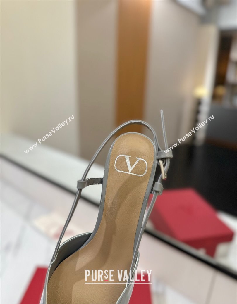Valentino VLogo Signature Slingback Pumps 4.5cm in Patent Calfskin Grey 2025 VA082111 (MD-250821104)