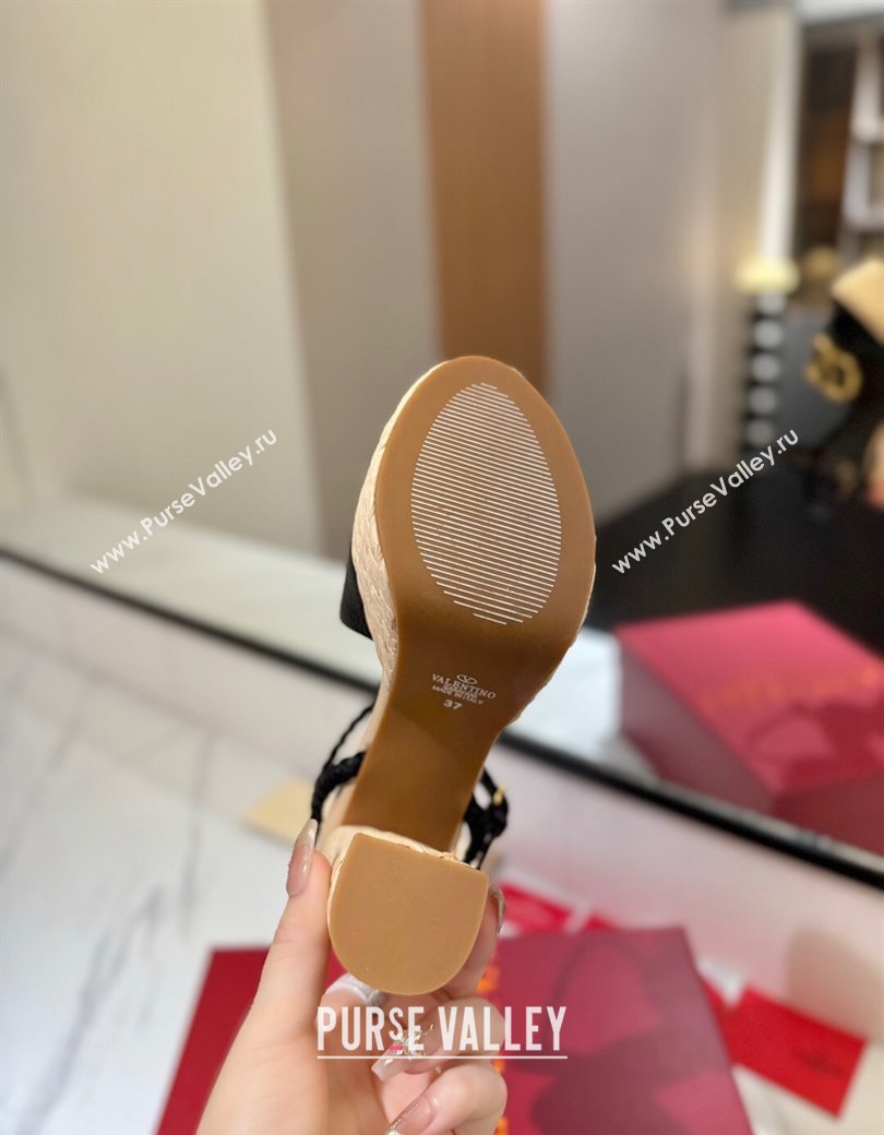 Valentino VLogo Grainy Calfskin Platform Sandals 11.5cm Black/Gold 2025 VA082112 (MD-250821115)