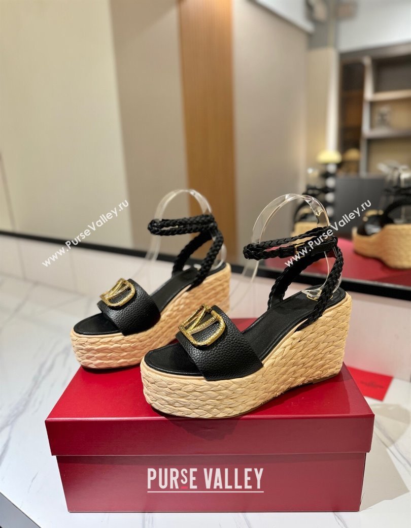 Valentino VLogo Grainy Calfskin Wedge Sandals 9cm Black/Gold 2025 VA082113 (MD-250821125)