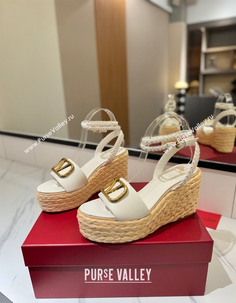 Valentino VLogo Grainy Calfskin Wedge Sandals 9cm White/Gold 2025 VA082113 (MD-250821126)
