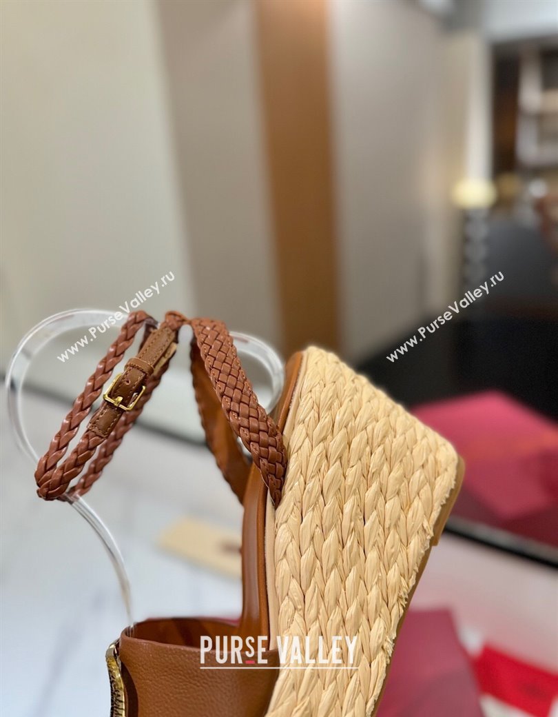 Valentino VLogo Grainy Calfskin Wedge Sandals 9cm Brown/Gold 2025 VA082113 (MD-250821127)