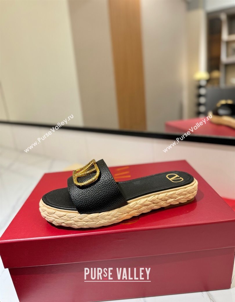 Valentino VLogo Grainy Calfskin Flat Slides Sandal Black/Gold 2025 VA082114 (MD-250821140)