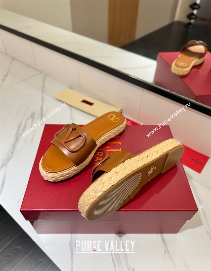 Valentino VLogo Calfskin Leather Flat Slides Sandal Brown 2025 VA082114 (MD-250821142)
