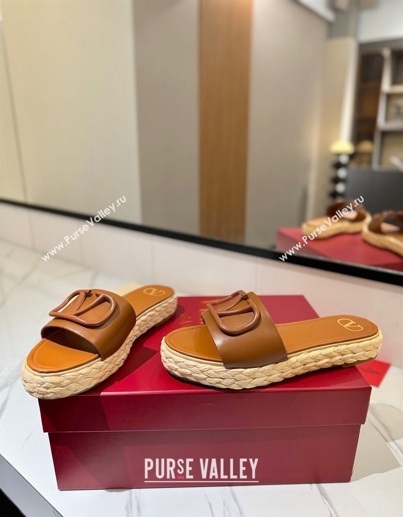 Valentino VLogo Calfskin Leather Flat Slides Sandal Brown 2025 VA082114 (MD-250821142)