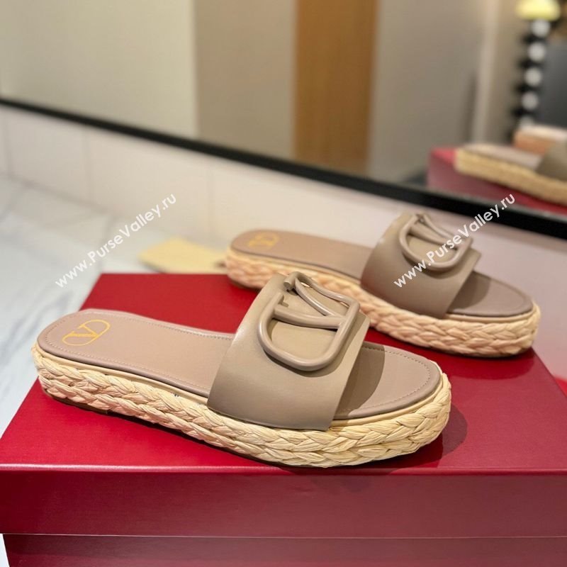 Valentino VLogo Calfskin Leather Flat Slides Sandal Dusty Beige 2 2025 VA082114 (MD-250821145)