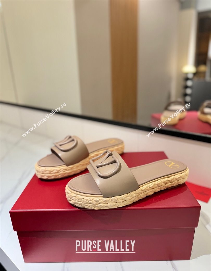 Valentino VLogo Calfskin Leather Flat Slides Sandal Dusty Beige 2 2025 VA082114 (MD-250821145)