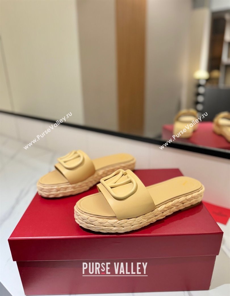 Valentino VLogo Calfskin Leather Flat Slides Sandal Yellow 2025 VA082114 (MD-250821147)