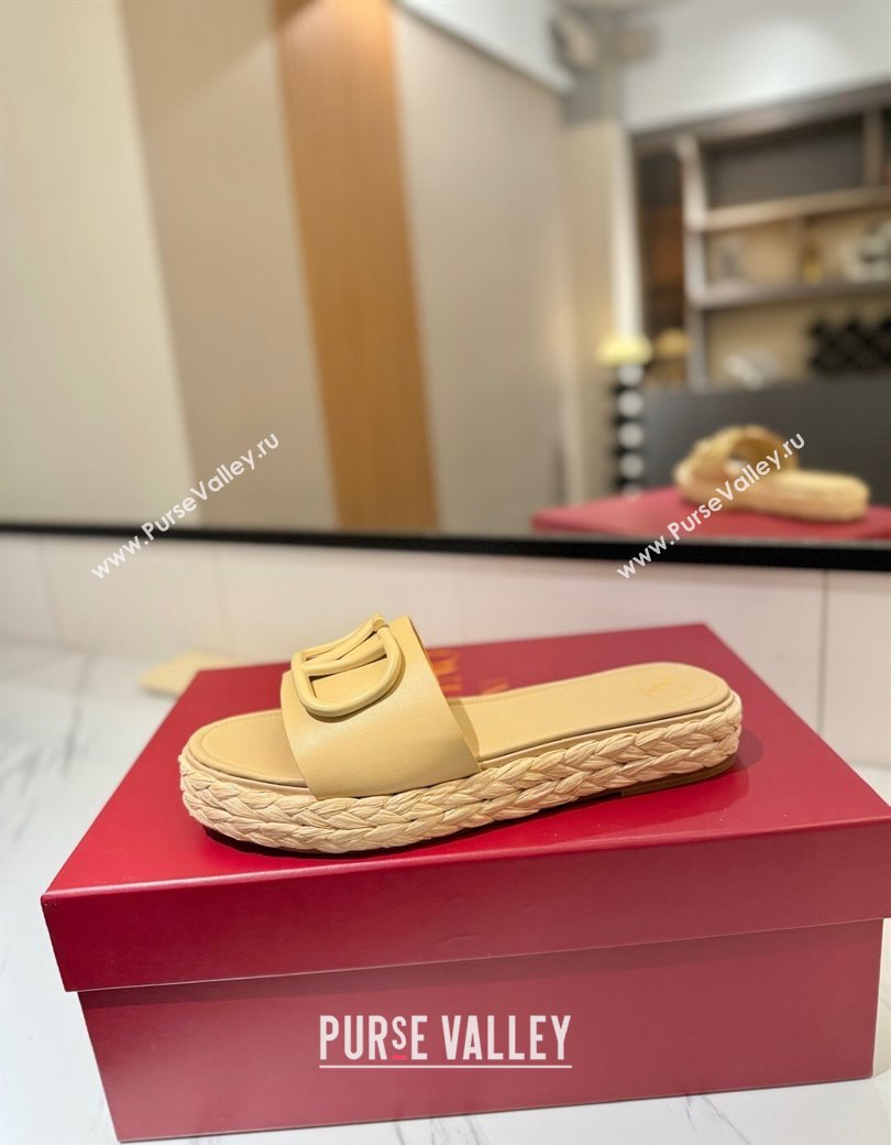 Valentino VLogo Calfskin Leather Flat Slides Sandal Yellow 2025 VA082114 (MD-250821147)